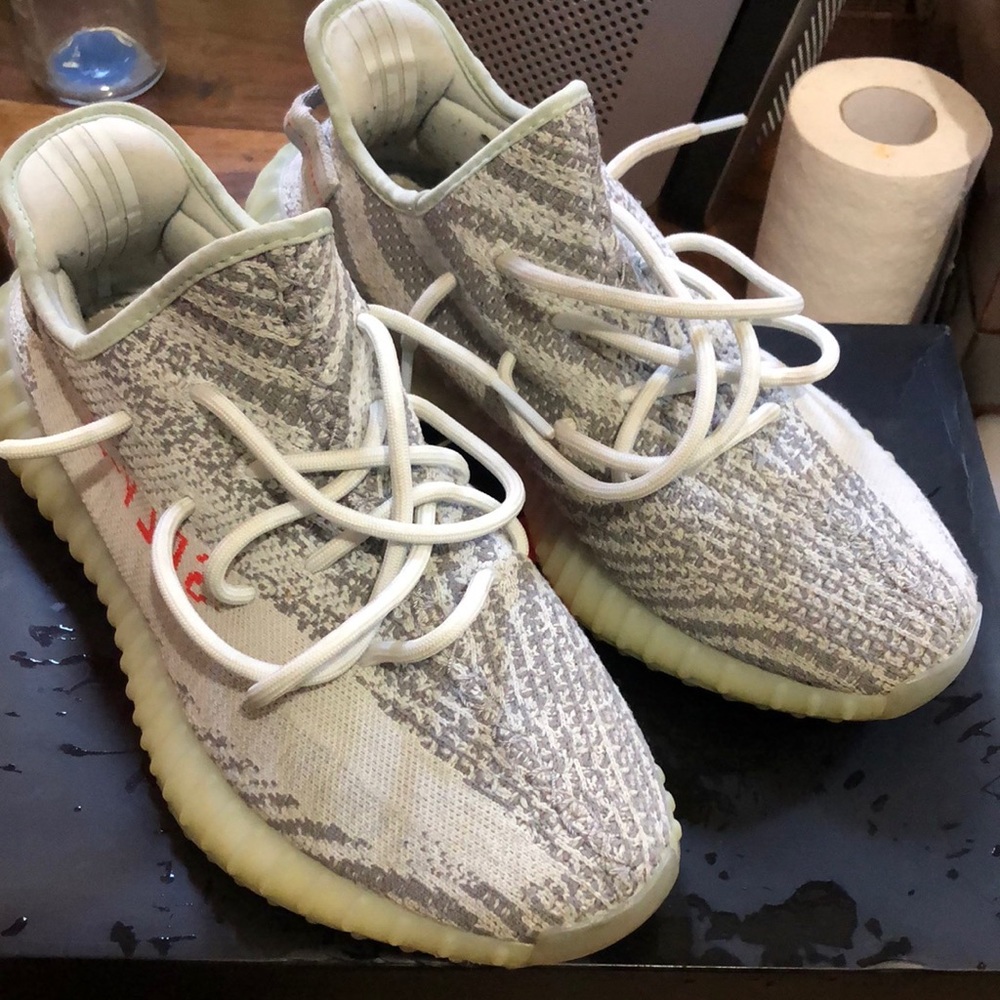 Yeezy Boost 350 size 10